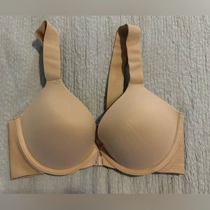 Brand new, never worn Spanx Bra-llelujah Demi lift nude, 34B bra